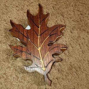 Decorative Leaf box